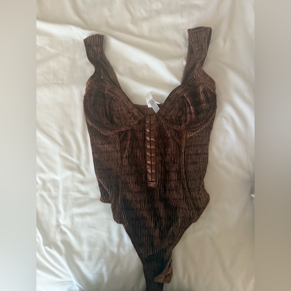 Zara Brown Ribbed Bodysuit